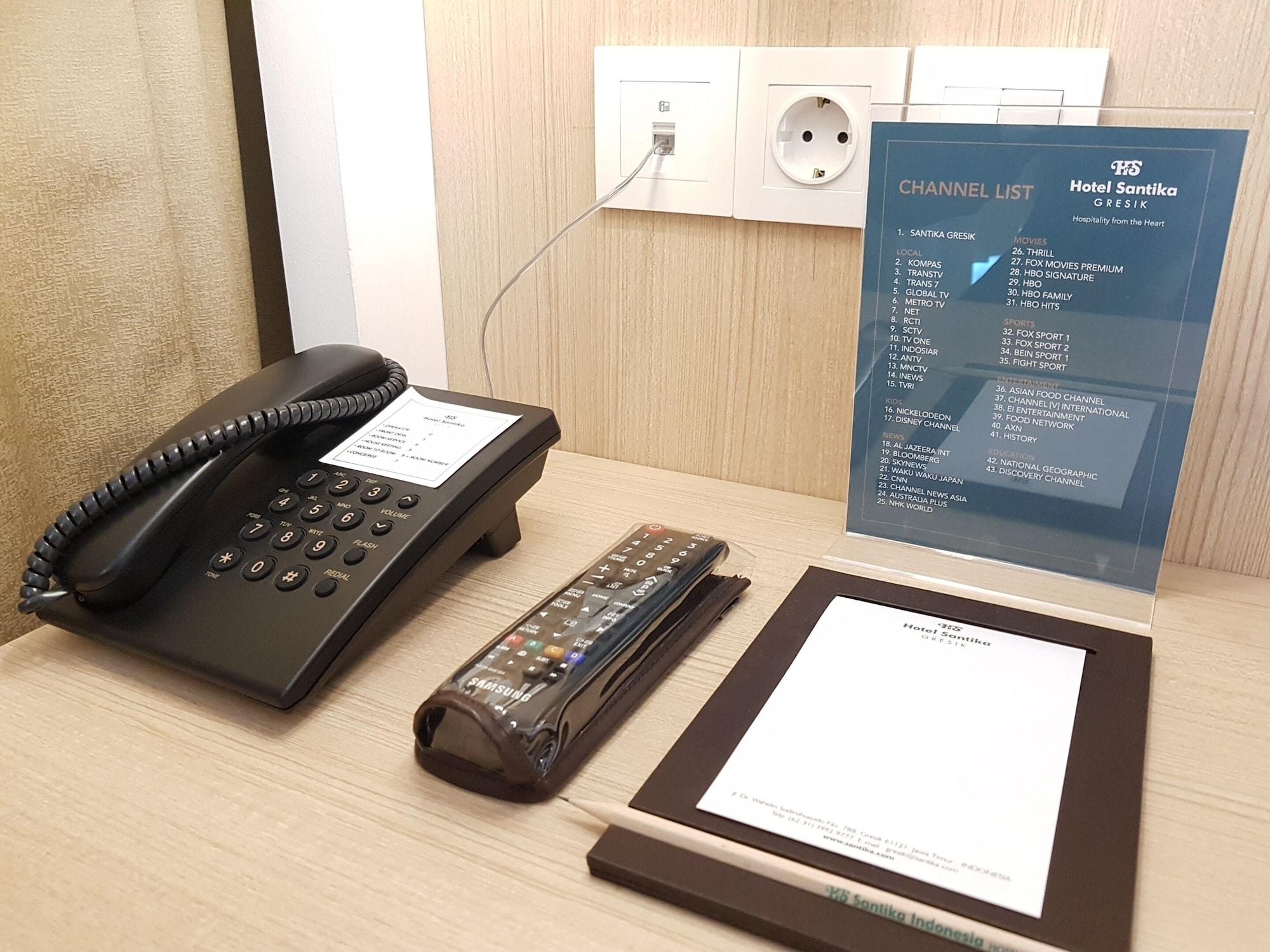 Hotel Santika Gresik Εξωτερικό φωτογραφία