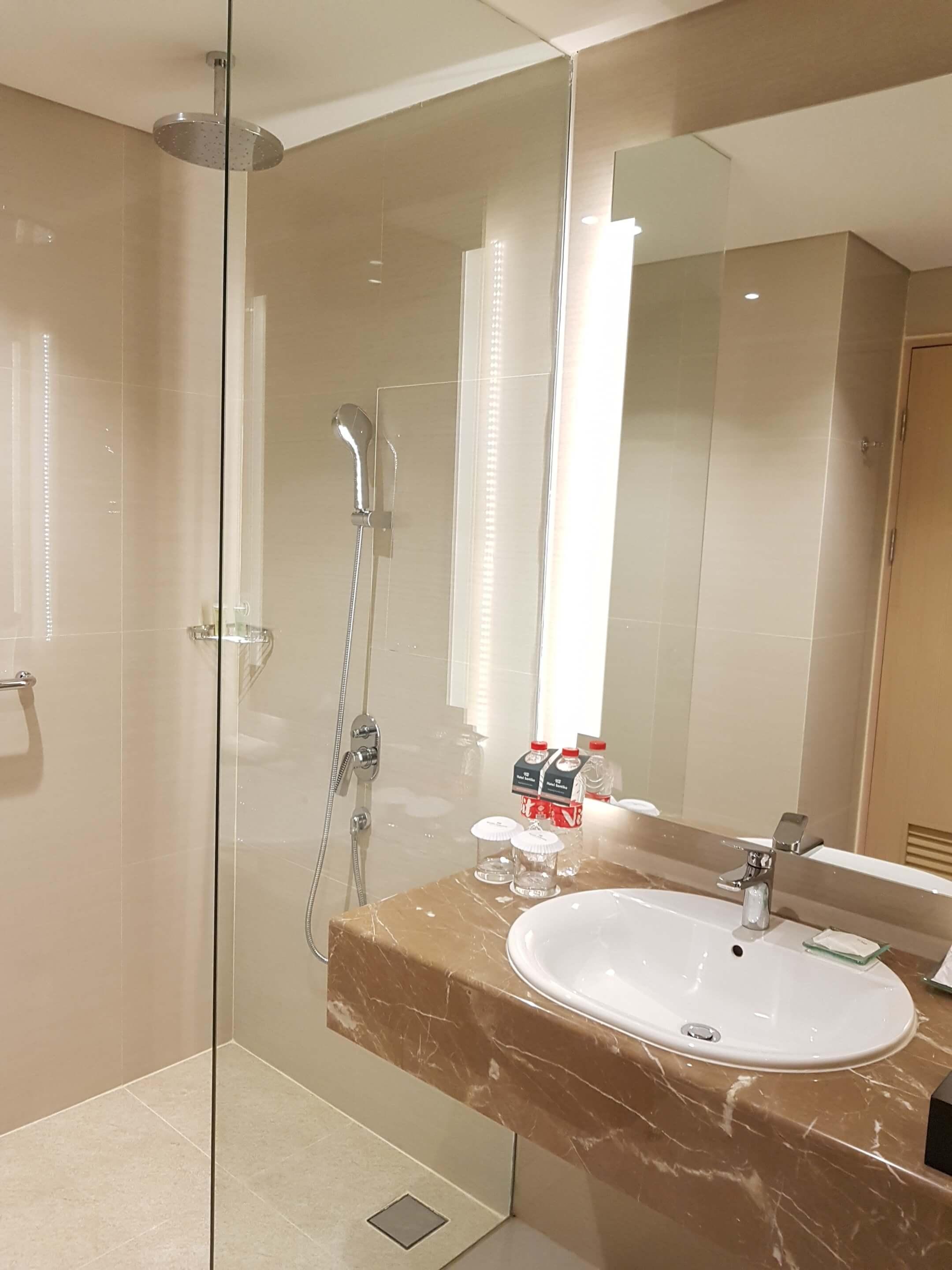 Hotel Santika Gresik Εξωτερικό φωτογραφία