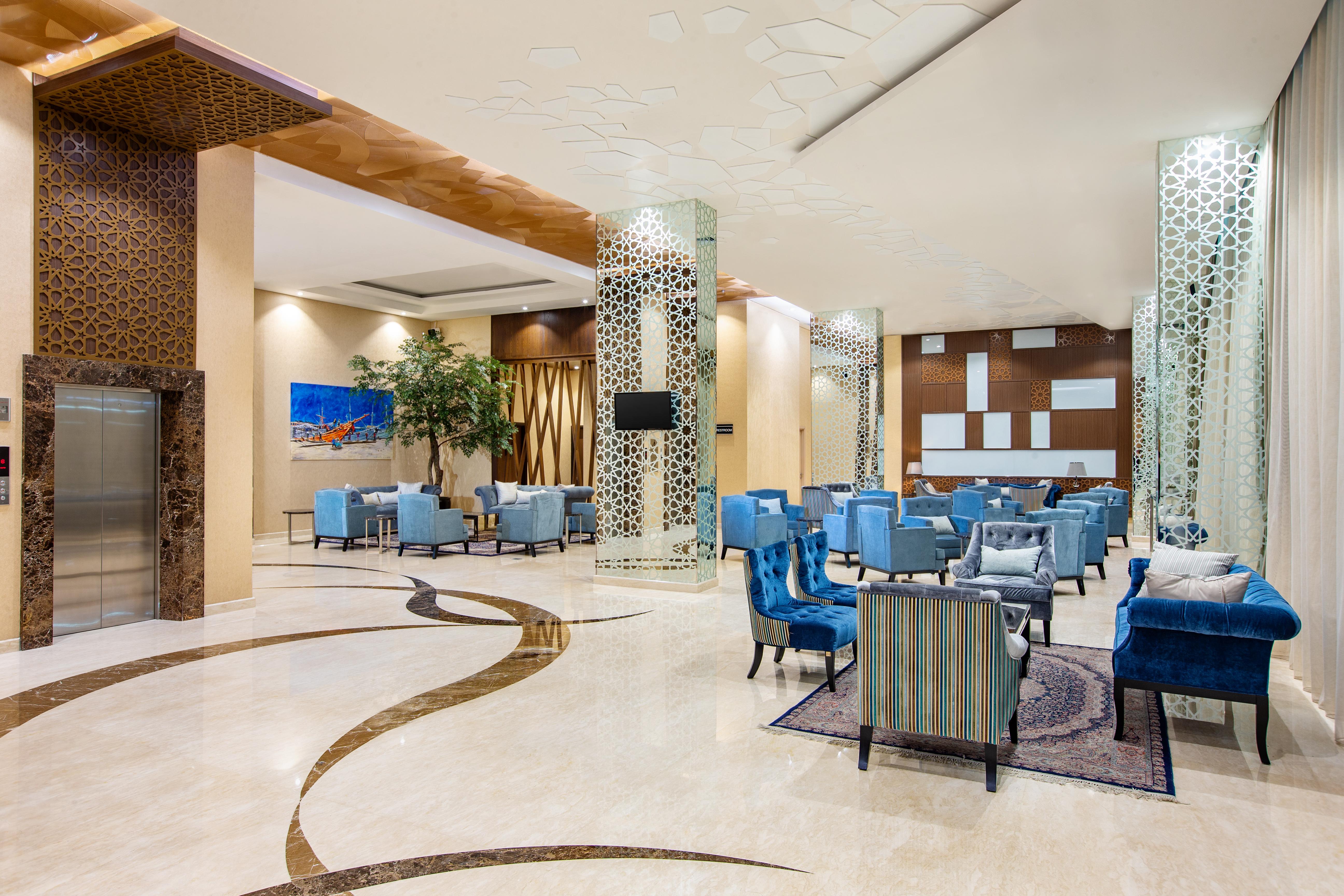 Hotel Santika Gresik Εξωτερικό φωτογραφία