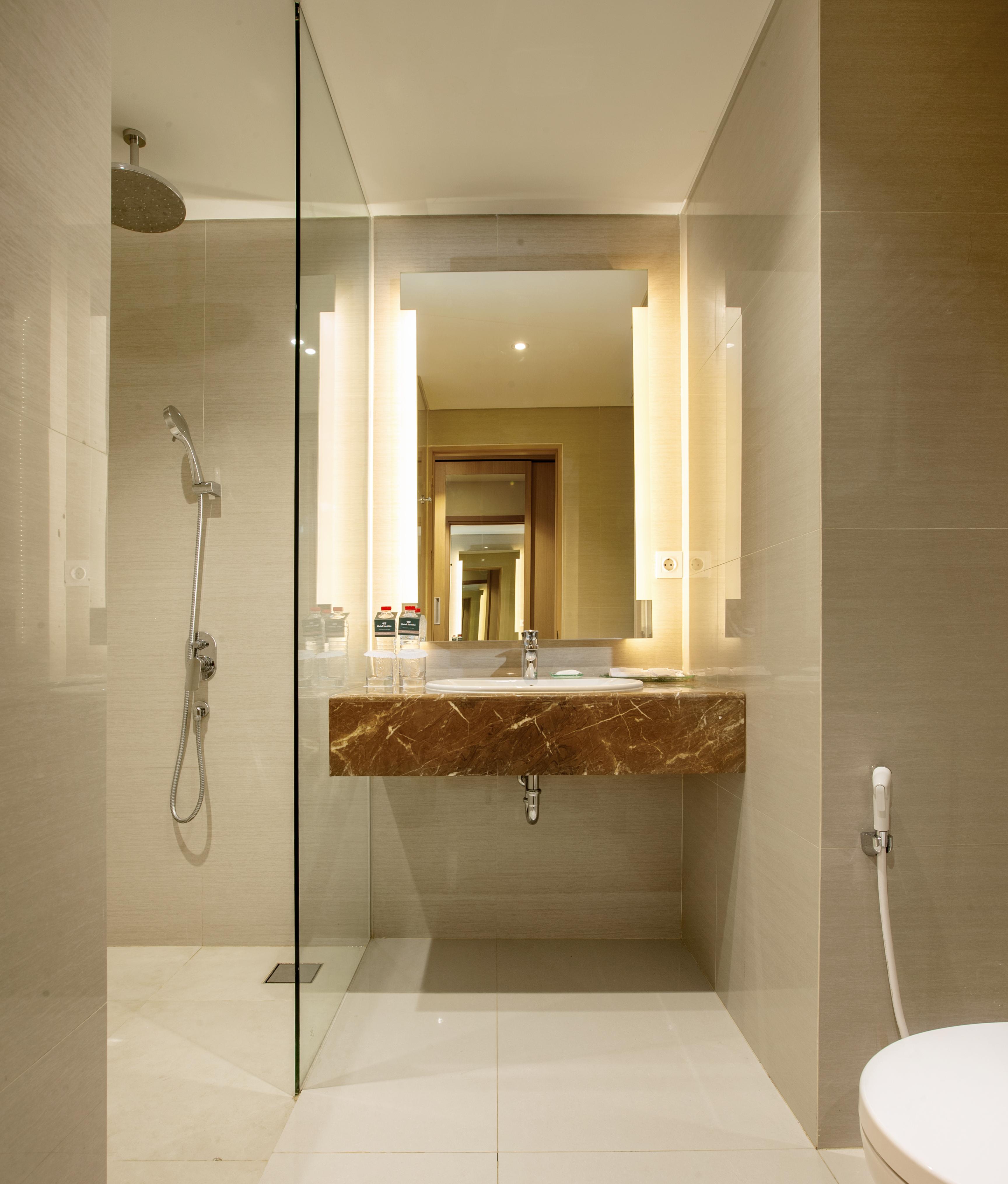 Hotel Santika Gresik Εξωτερικό φωτογραφία